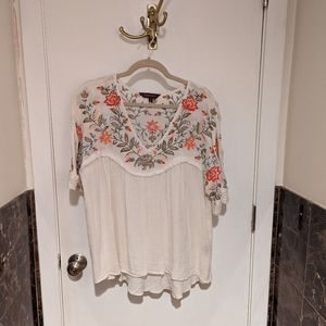Anthropologie embroidery top size S